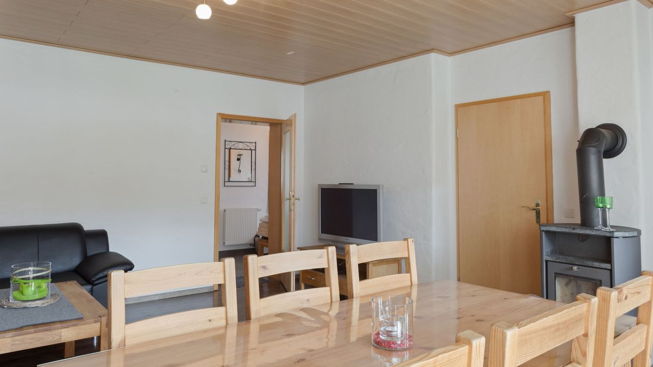 DiningRoom DiningRoom